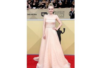 Dakota Fanning en PRADA